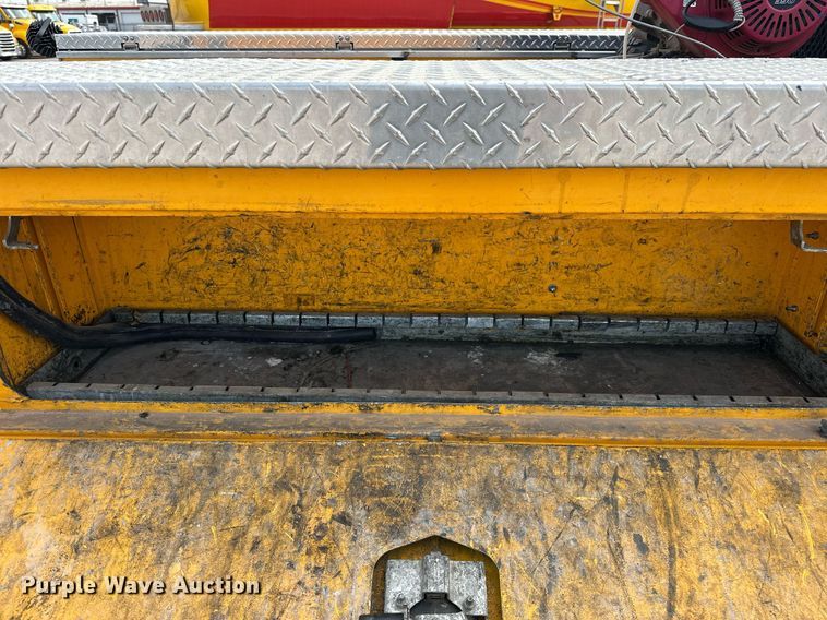 image for item EJ8472 2020 Ford F350 Super Duty XL utility bed pickup truck