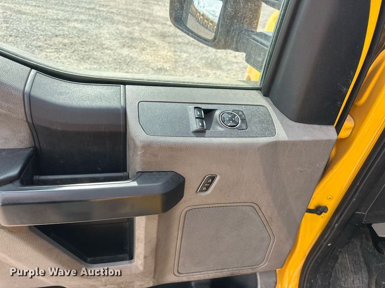 image for item EJ8472 2020 Ford F350 Super Duty XL utility bed pickup truck