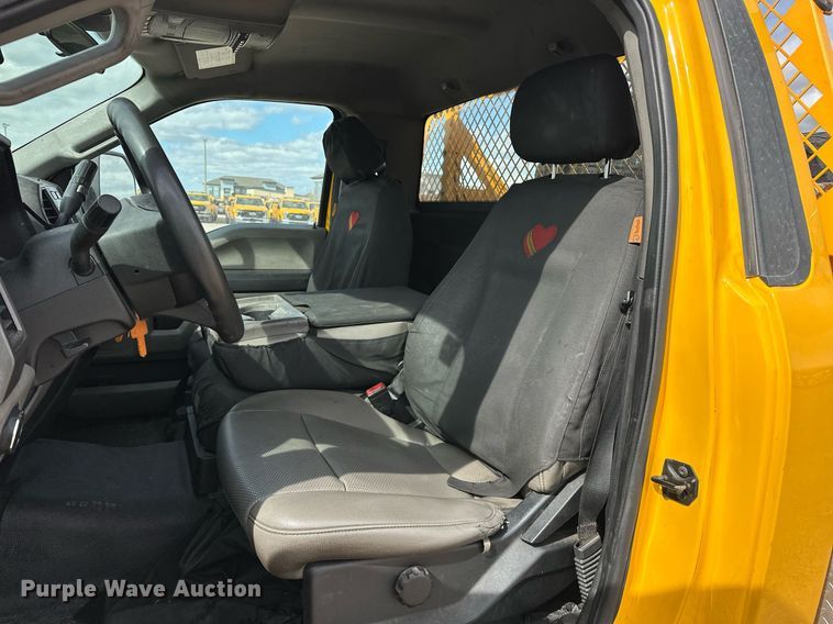 image for item EJ8472 2020 Ford F350 Super Duty XL utility bed pickup truck