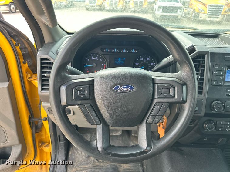 image for item EJ8472 2020 Ford F350 Super Duty XL utility bed pickup truck