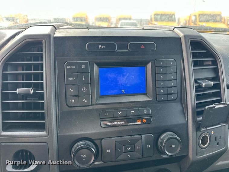 image for item EJ8472 2020 Ford F350 Super Duty XL utility bed pickup truck