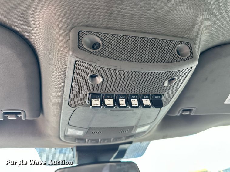 image for item EJ8472 2020 Ford F350 Super Duty XL utility bed pickup truck