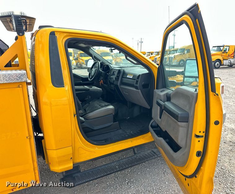 image for item EJ8472 2020 Ford F350 Super Duty XL utility bed pickup truck