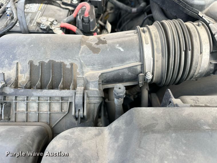 image for item EJ8472 2020 Ford F350 Super Duty XL utility bed pickup truck