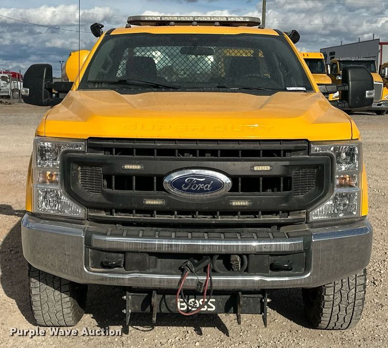 image for item EJ8475 2020 Ford F350 Super Duty XL utility bed pickup truck