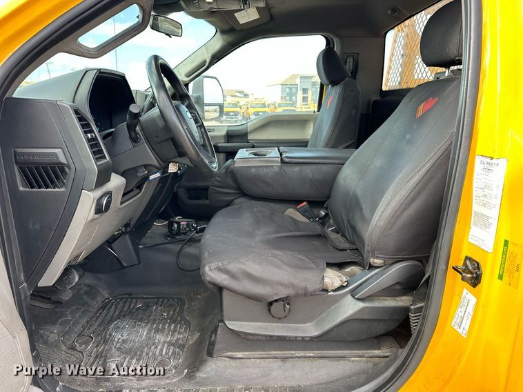 image for item EJ8475 2020 Ford F350 Super Duty XL utility bed pickup truck