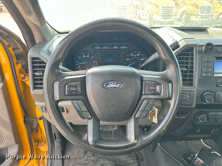 image for item EJ8475 2020 Ford F350 Super Duty XL utility bed pickup truck