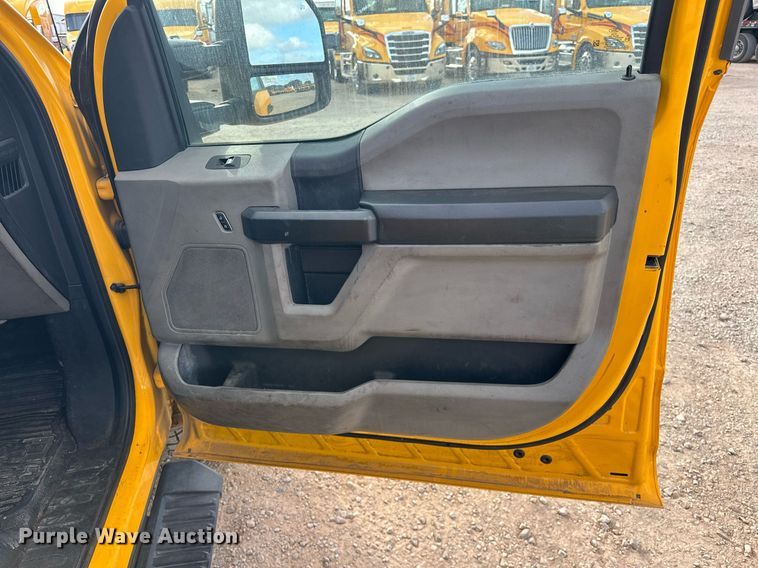 image for item EJ8475 2020 Ford F350 Super Duty XL utility bed pickup truck