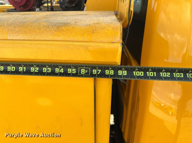 image for item EJ8476 2018 Ford F350 Super Duty XL utility bed pickup truck