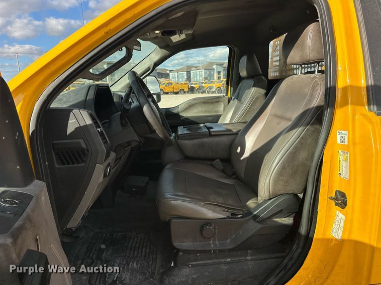 image for item EJ8476 2018 Ford F350 Super Duty XL utility bed pickup truck