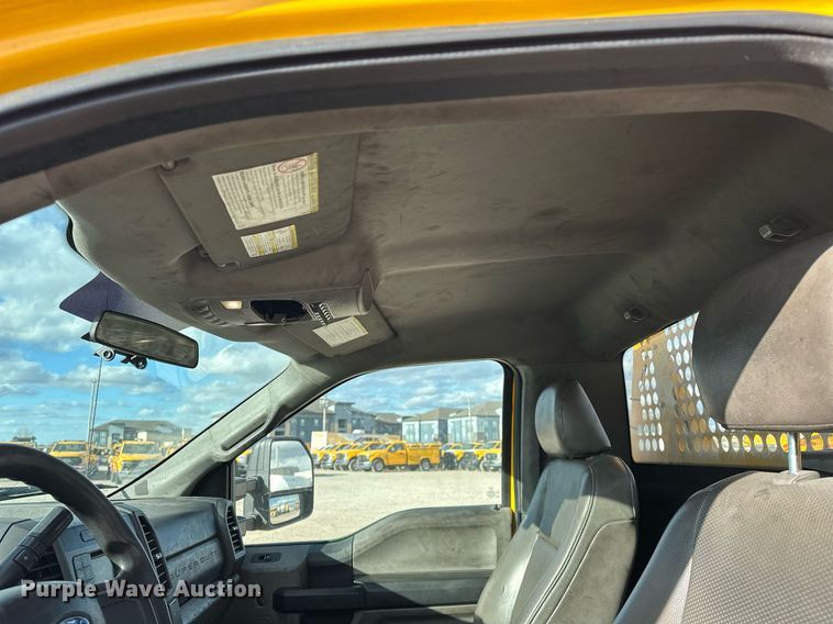 image for item EJ8476 2018 Ford F350 Super Duty XL utility bed pickup truck