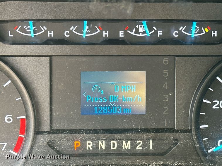 image for item EJ8476 2018 Ford F350 Super Duty XL utility bed pickup truck