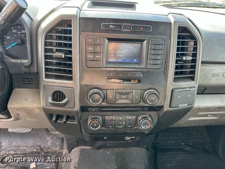 image for item EJ8476 2018 Ford F350 Super Duty XL utility bed pickup truck