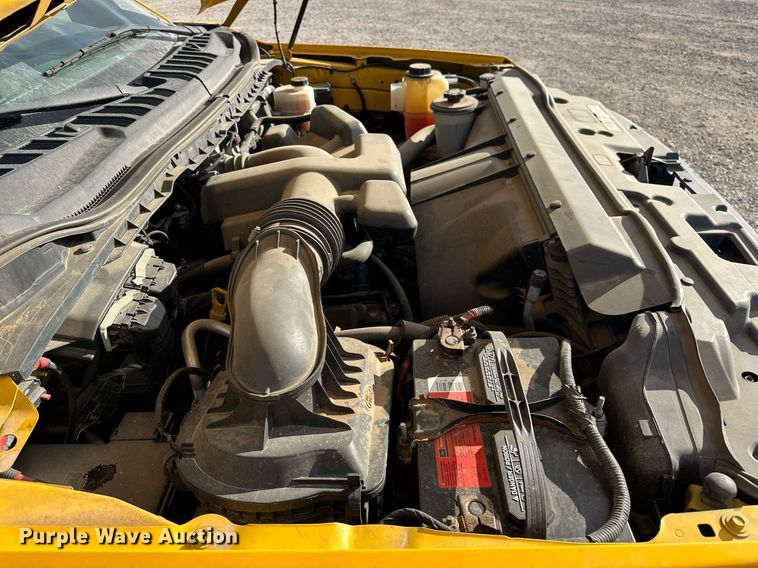 image for item EJ8476 2018 Ford F350 Super Duty XL utility bed pickup truck