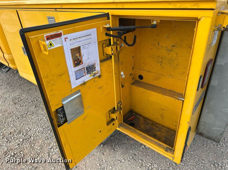 image for item EJ8477 2019 Ford F350 Super Duty utility bed pickup truck