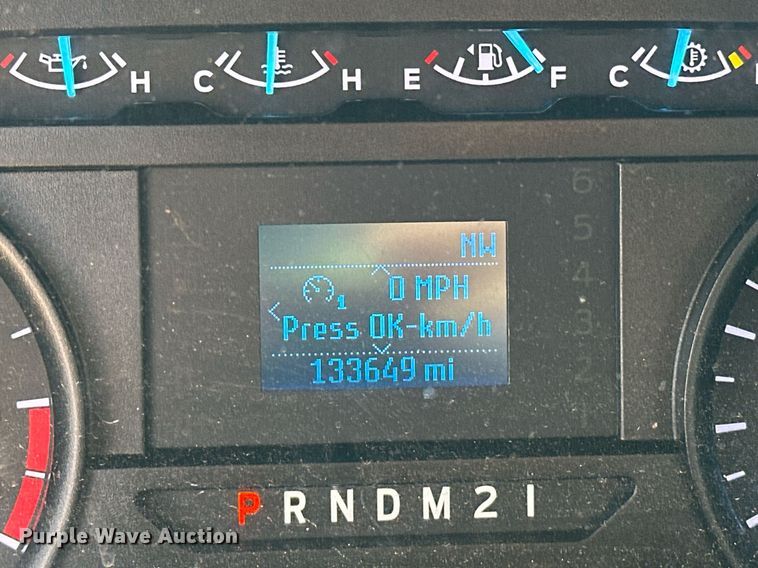 image for item EJ8477 2019 Ford F350 Super Duty utility bed pickup truck