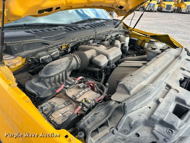 image for item EJ8477 2019 Ford F350 Super Duty utility bed pickup truck