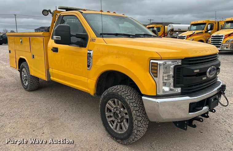 image for item EJ8479 2019 Ford F350 Super Duty XL utility bed pickup truck