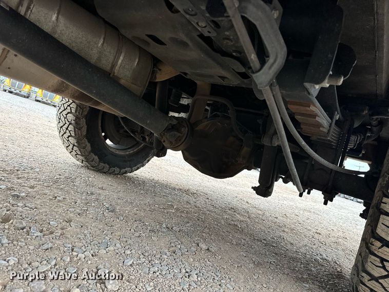 image for item EJ8479 2019 Ford F350 Super Duty XL utility bed pickup truck