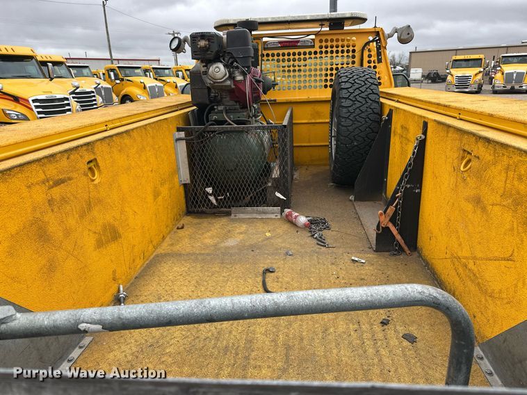 image for item EJ8479 2019 Ford F350 Super Duty XL utility bed pickup truck