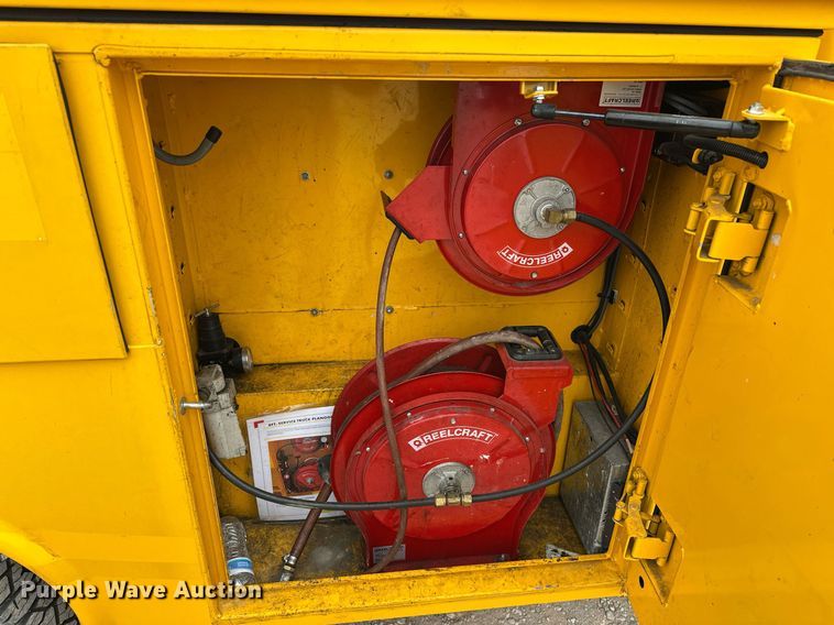 image for item EJ8479 2019 Ford F350 Super Duty XL utility bed pickup truck