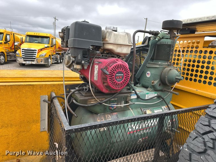 image for item EJ8479 2019 Ford F350 Super Duty XL utility bed pickup truck