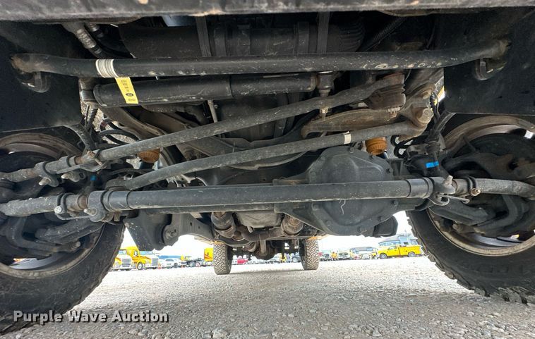 image for item EJ8479 2019 Ford F350 Super Duty XL utility bed pickup truck