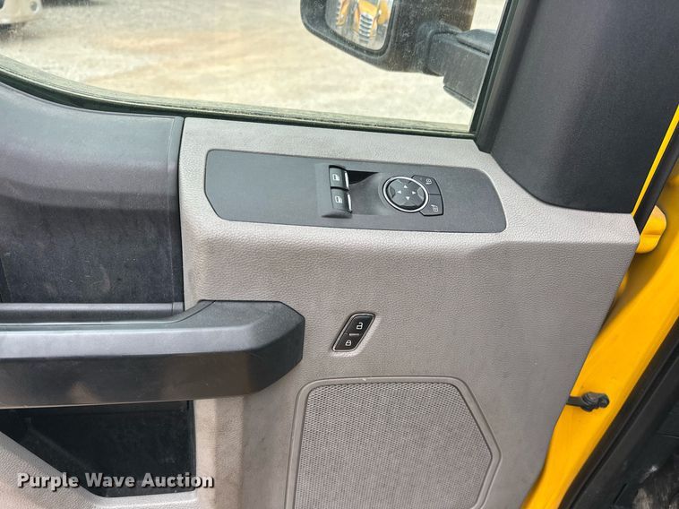 image for item EJ8479 2019 Ford F350 Super Duty XL utility bed pickup truck