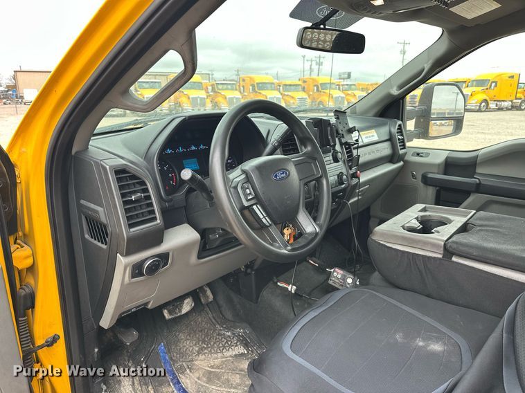 image for item EJ8479 2019 Ford F350 Super Duty XL utility bed pickup truck