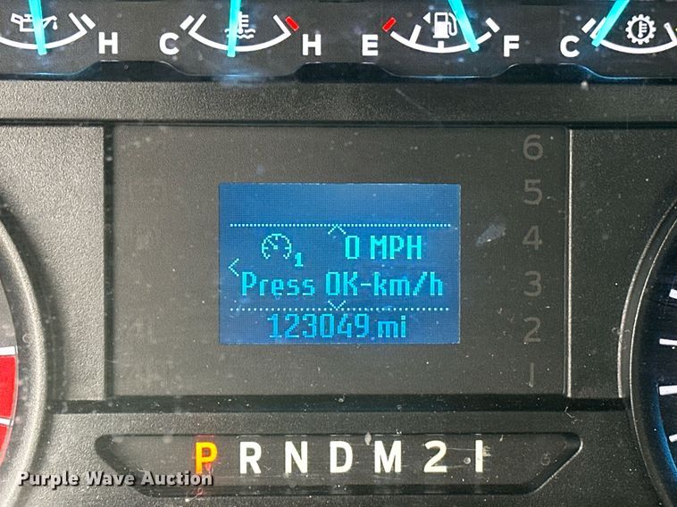 image for item EJ8479 2019 Ford F350 Super Duty XL utility bed pickup truck