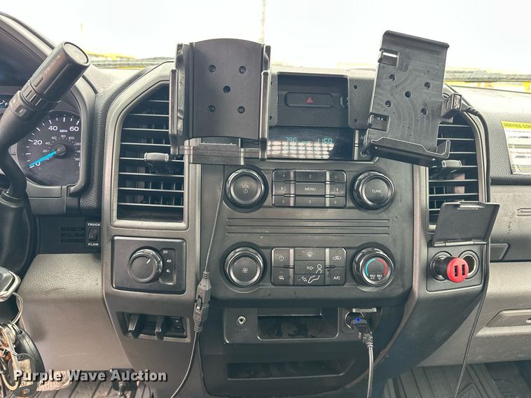 image for item EJ8479 2019 Ford F350 Super Duty XL utility bed pickup truck