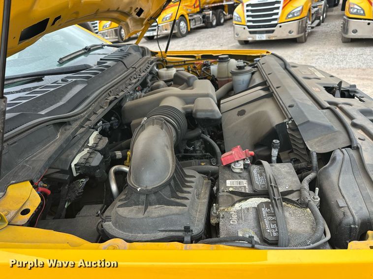 image for item EJ8479 2019 Ford F350 Super Duty XL utility bed pickup truck