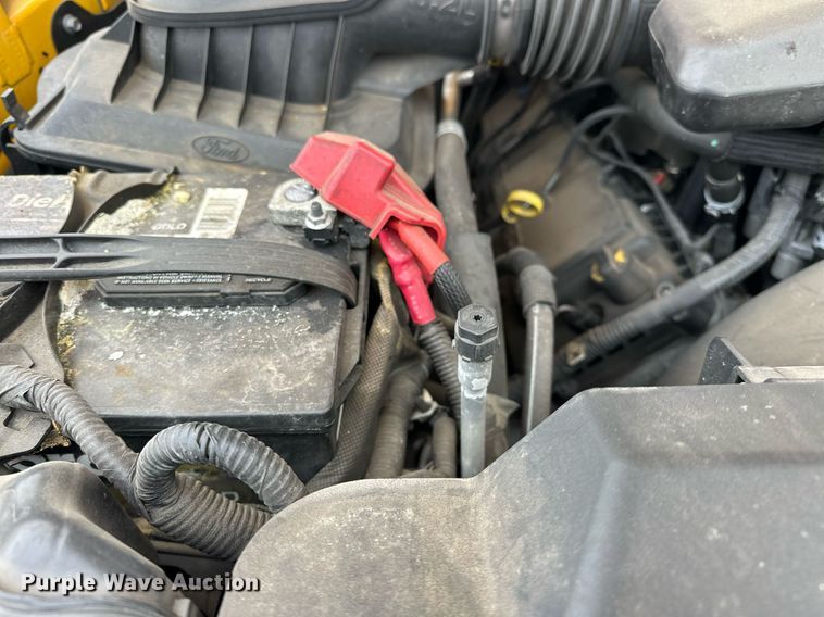 image for item EJ8479 2019 Ford F350 Super Duty XL utility bed pickup truck