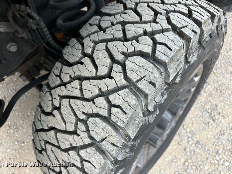 image for item EJ8479 2019 Ford F350 Super Duty XL utility bed pickup truck