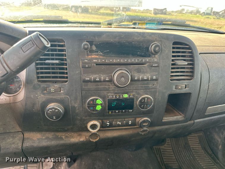 image for item EJ8508 2012 GMC Sierra 1500 Crew Cab pickup truck