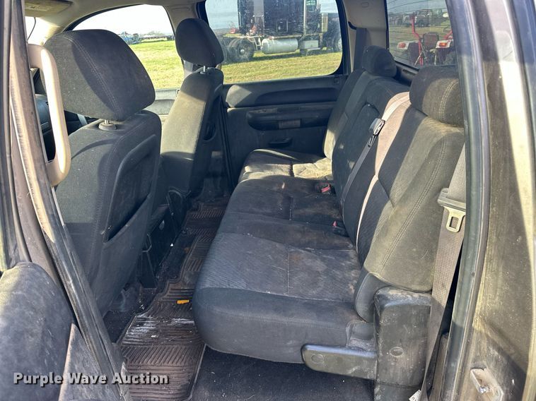 image for item EJ8508 2012 GMC Sierra 1500 Crew Cab pickup truck