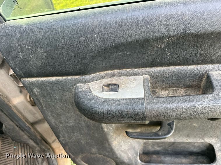 image for item EJ8508 2012 GMC Sierra 1500 Crew Cab pickup truck