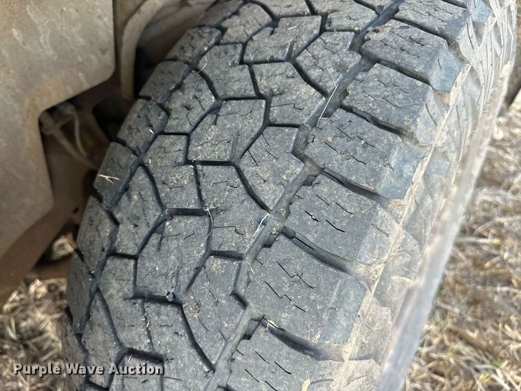 image for item EJ8508 2012 GMC Sierra 1500 Crew Cab pickup truck