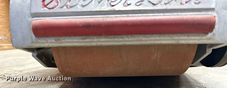 image for item EK0563 Floor tools 