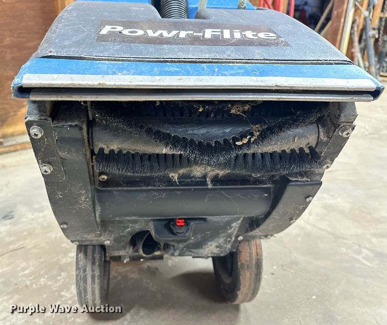 image for item EK0563 Floor tools 