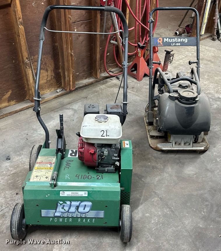 image for item EK0564 Lawn and garden equipment