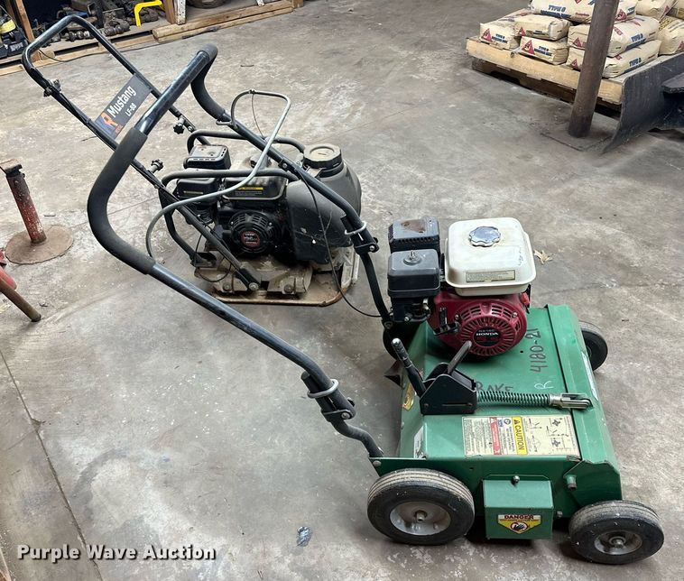 image for item EK0564 Lawn and garden equipment