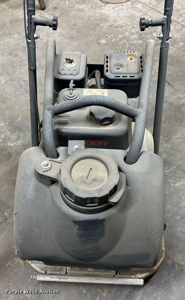 image for item EK0564 Lawn and garden equipment