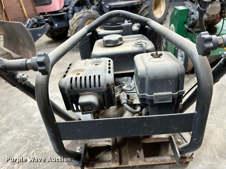 image for item EK0564 Lawn and garden equipment