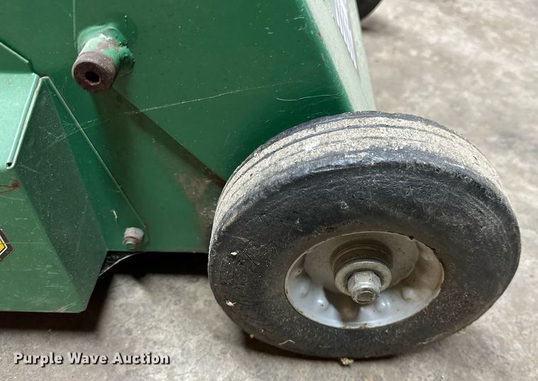 image for item EK0564 Lawn and garden equipment