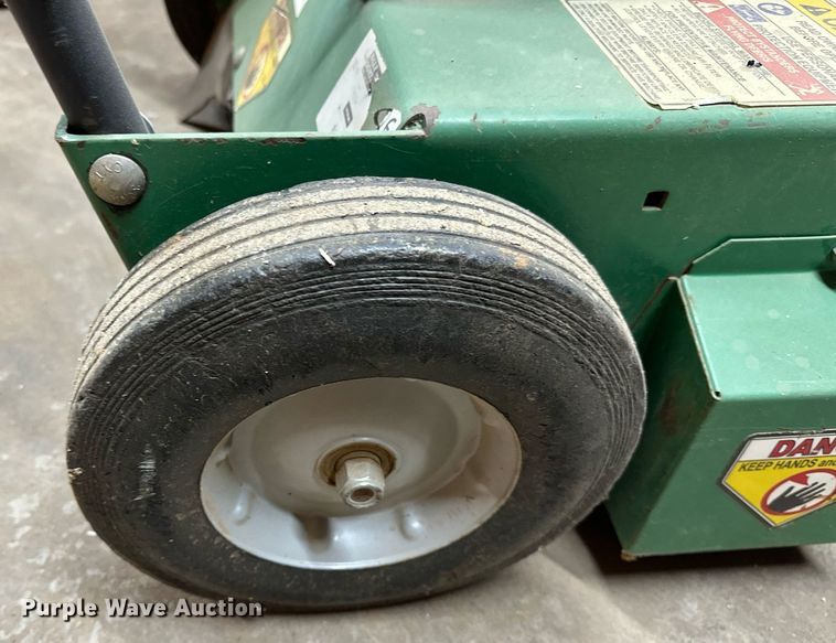 image for item EK0564 Lawn and garden equipment