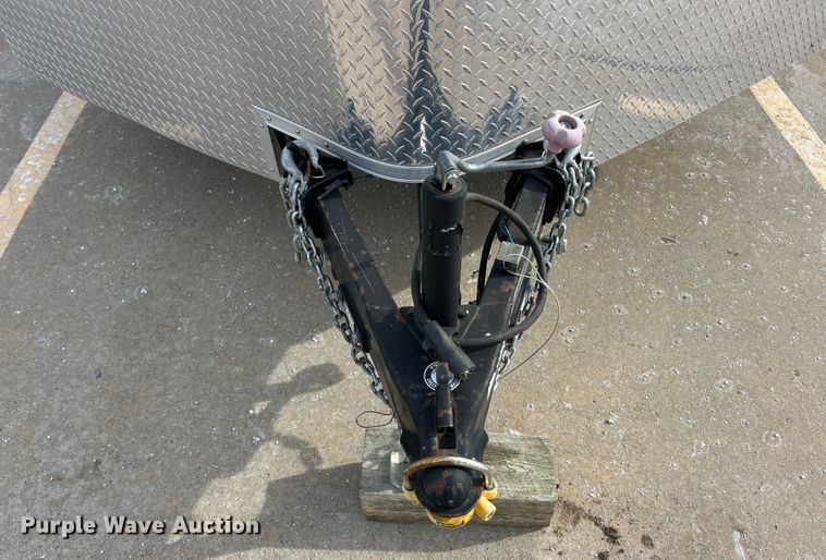 image for item EK2663 2018 Doolittle enclosed cargo trailer