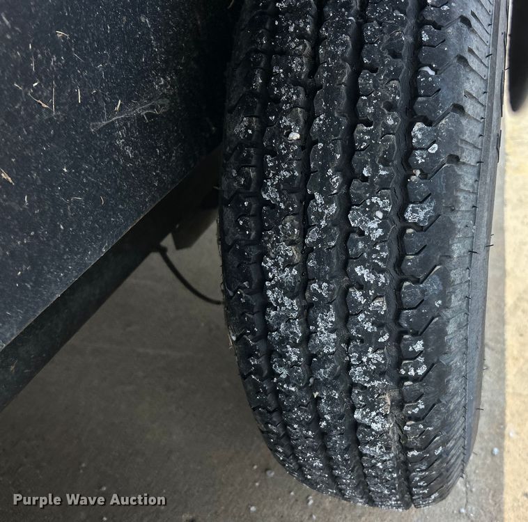 image for item EK2663 2018 Doolittle enclosed cargo trailer