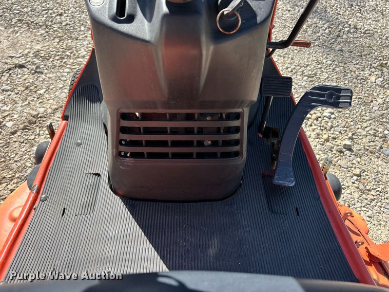 image for item EK2757 Kubota T2380 lawn mower