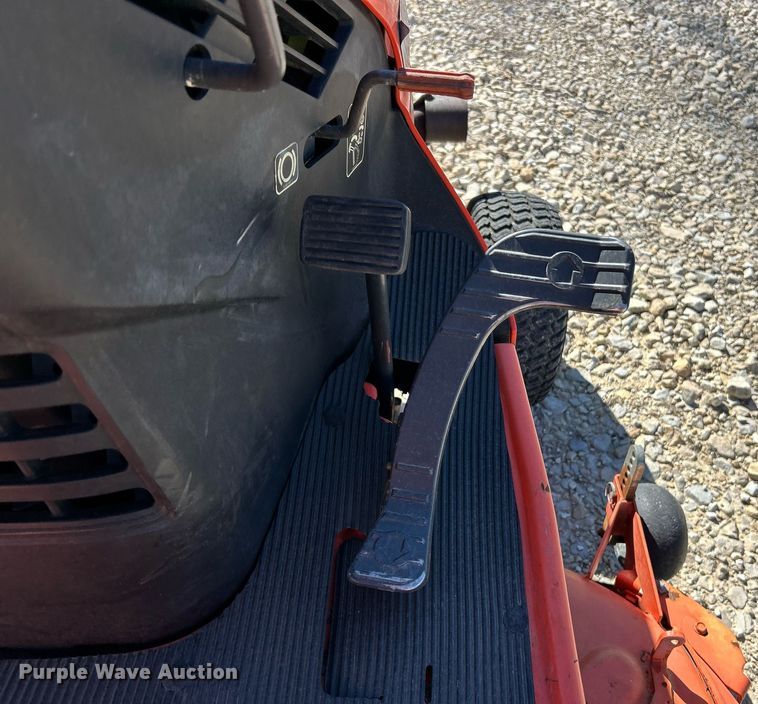 image for item EK2757 Kubota T2380 lawn mower